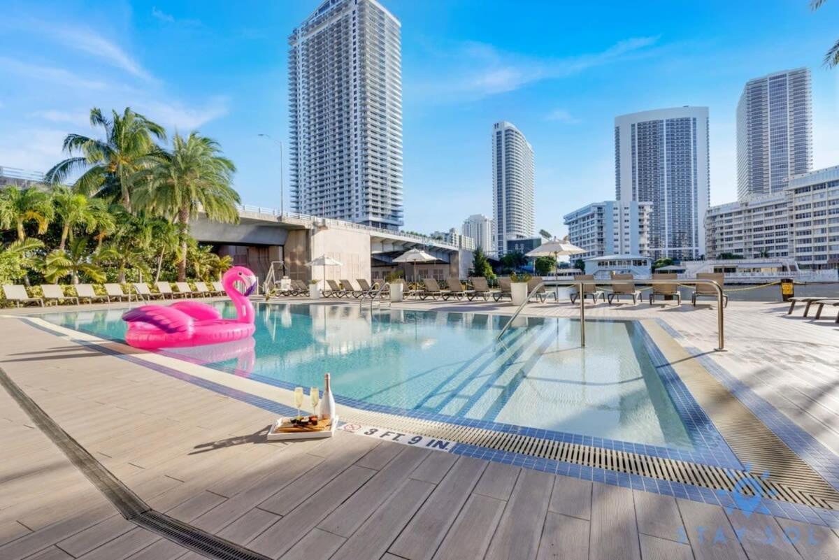 Infinite Views, Amazing Pool, Gym, Near Beach Халландейл-Бич Экстерьер фото