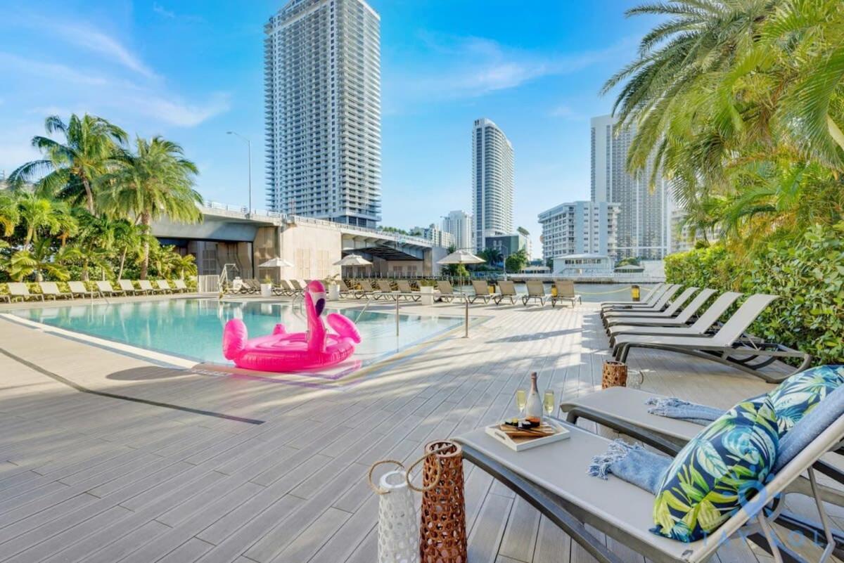 Infinite Views, Amazing Pool, Gym, Near Beach Халландейл-Бич Экстерьер фото